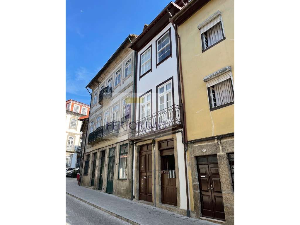 PRÉDIO HABITACIONAL CENTRO DA CIDADE - Grande imagem: 1/7