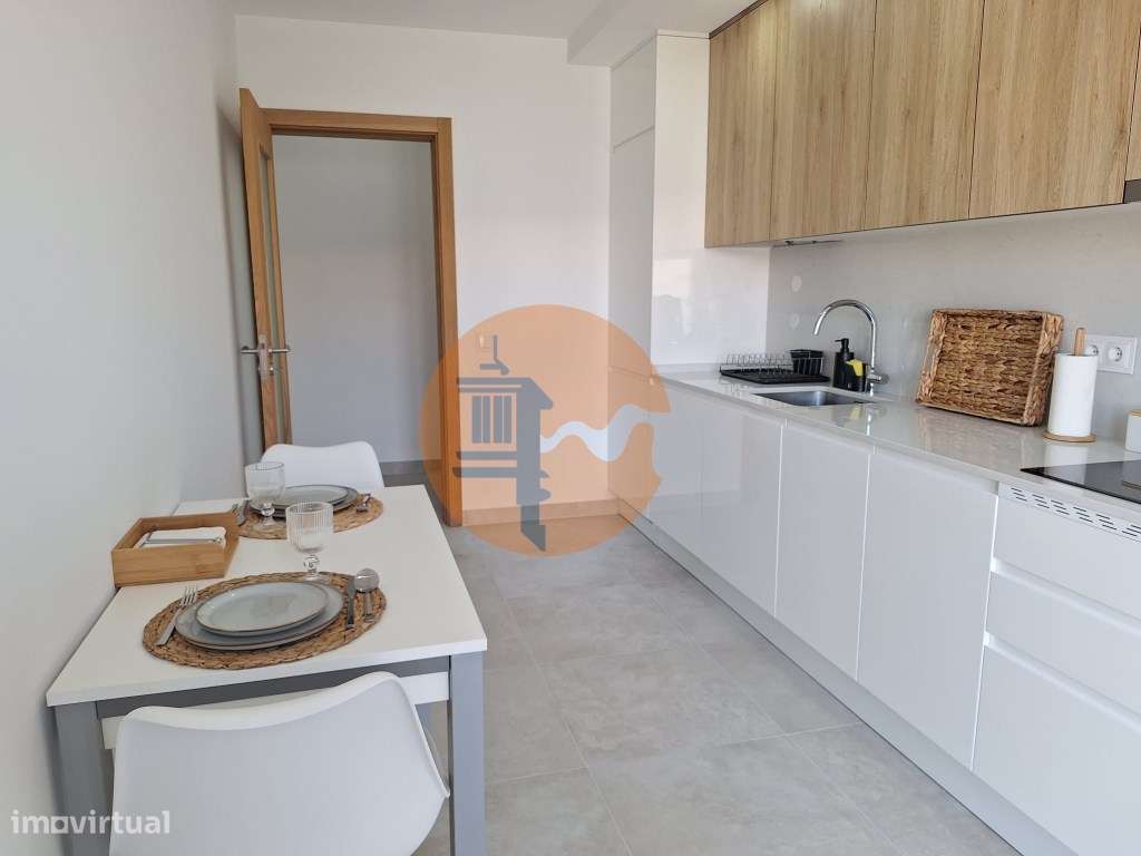 Apartamento T2 no centro de Armação de Pêra - Grande imagem: 4/44