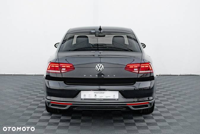 Volkswagen Passat 2.0 TDI Elegance DSG - 9