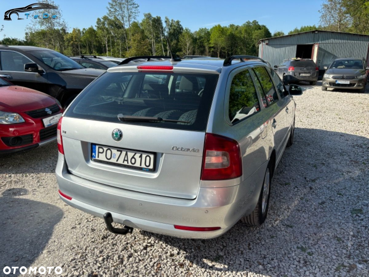 Skoda Octavia 2.0 TDI Ambiente - 11