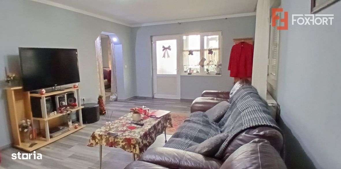 Casa individuala cu 5 camere P+M in Sanmihaiu Roman - Imagine principală: 3/19