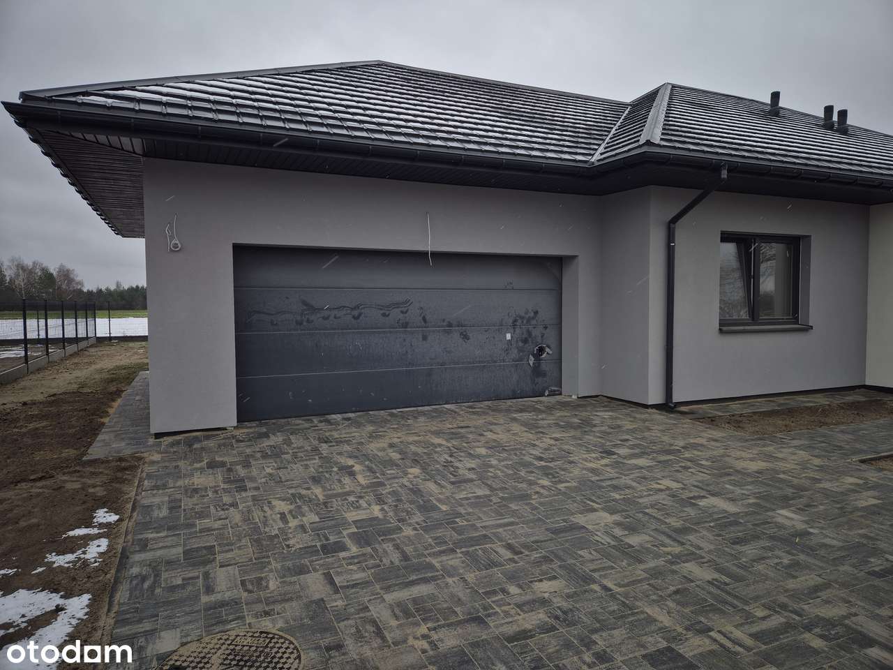 Nowe Domy Parterowe z podwójnym garażem-5