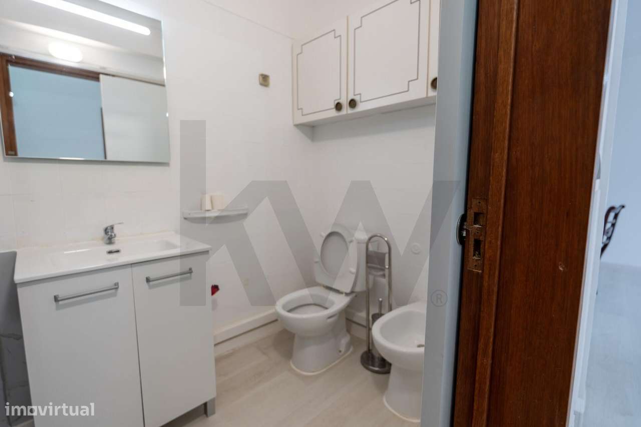 Apartamento T2 Barreiro-Setúbal-16