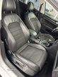 Volkswagen Golf 2.0 BlueTDI DSG Highline - 22