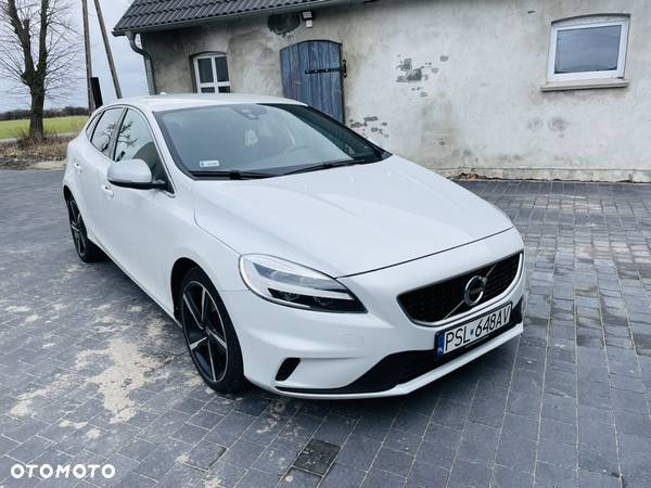 Volvo V40 D2 Drive-E R-Design Momentum - 2