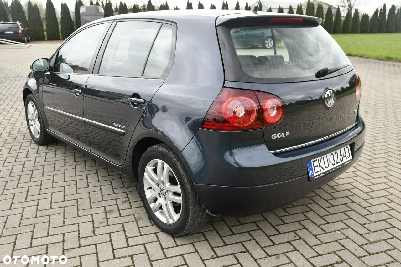 Volkswagen Golf - 12