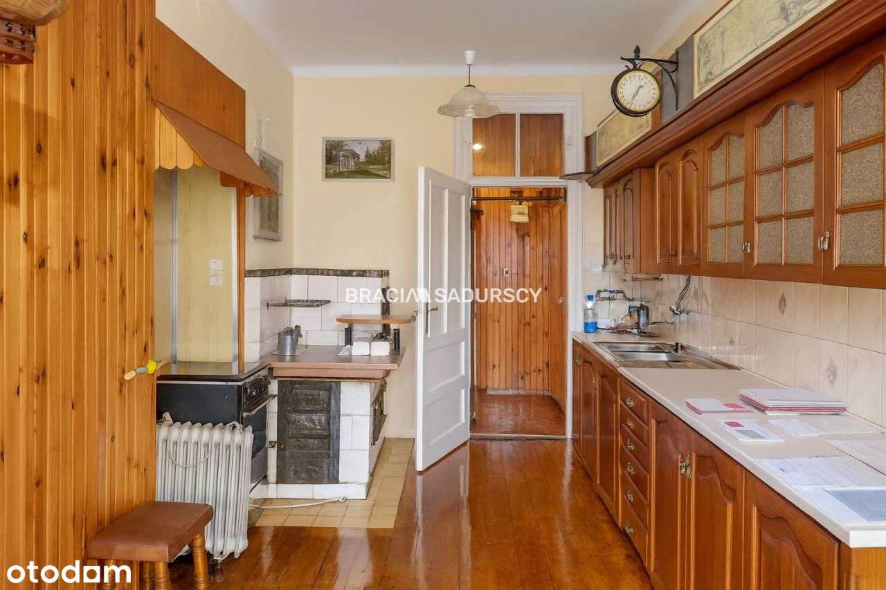 Klimatyczne mieszkanie 80m2 przy Wawelu-10