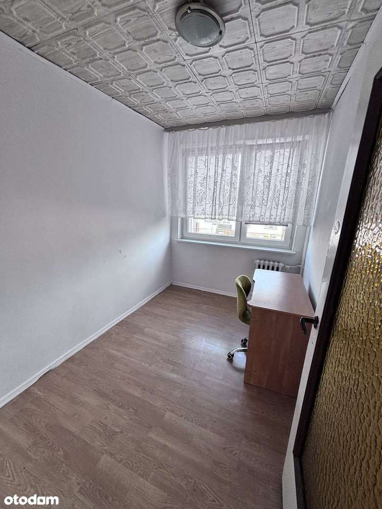 Mieszkanie 4 pokoje z dużym balkonem w centrum-5