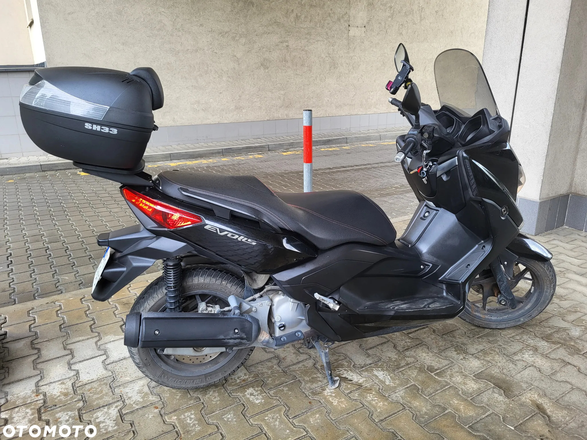 Yamaha X-max - 4