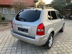 Hyundai Tucson 2.0 Comfort 2WD - 20