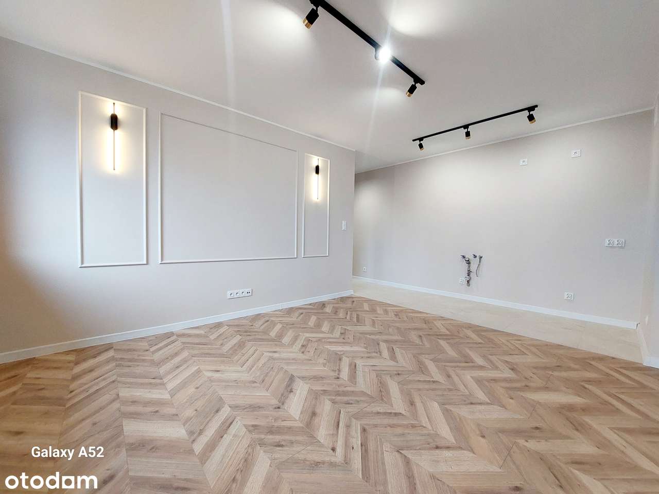 PIĘKNE MIESZKANIE W STYLU PREMIUM, NISKI CZYNSZ/BEZPROWIZJI - Pełny obrazek: 2/11