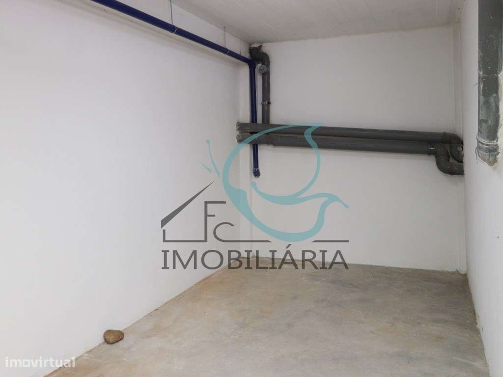 Garagem com anexo em Setúbal - Grande imagem: 2/14