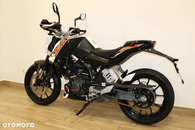 KTM Duke - 5