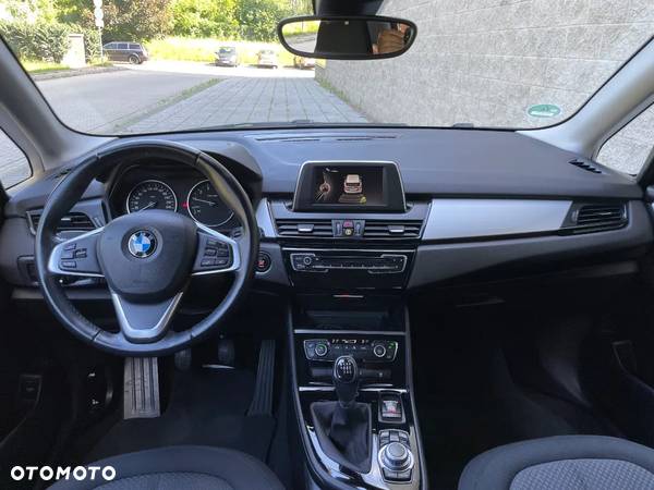 BMW Seria 2 218i GT Luxury Line - 10