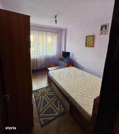 Apartament 3 camere decomandat in Cetate, et.3, 2 bai, 2 balcoane - Imagine principală: 5/7