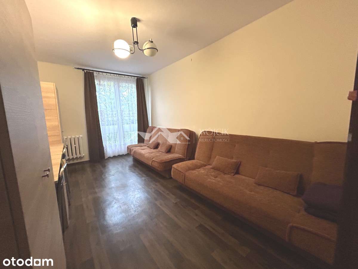 Klucze w biurze 2pok osobna kuchnia / U. Ekonomicz-14