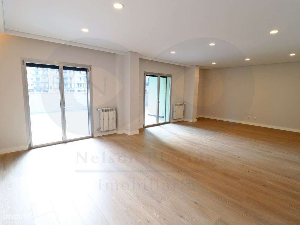 T4 CONSTRUÇÃO NOVA com terraço e garagem em Colinas do Cruzeiro - O...-22