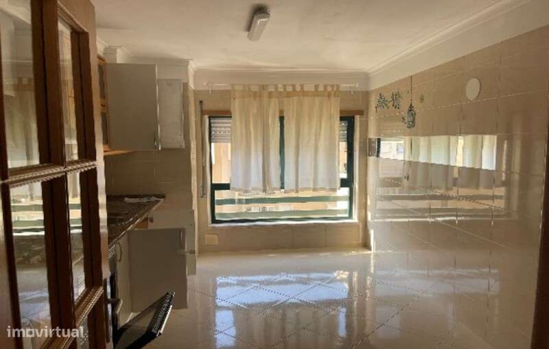 Apartamento em Alenquer, Carregado - Grande imagem: 5/10