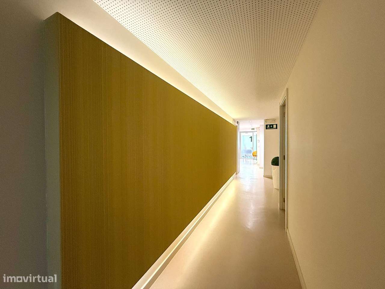 Gabinete médico na Av. da República! - Grande imagem: 5/23