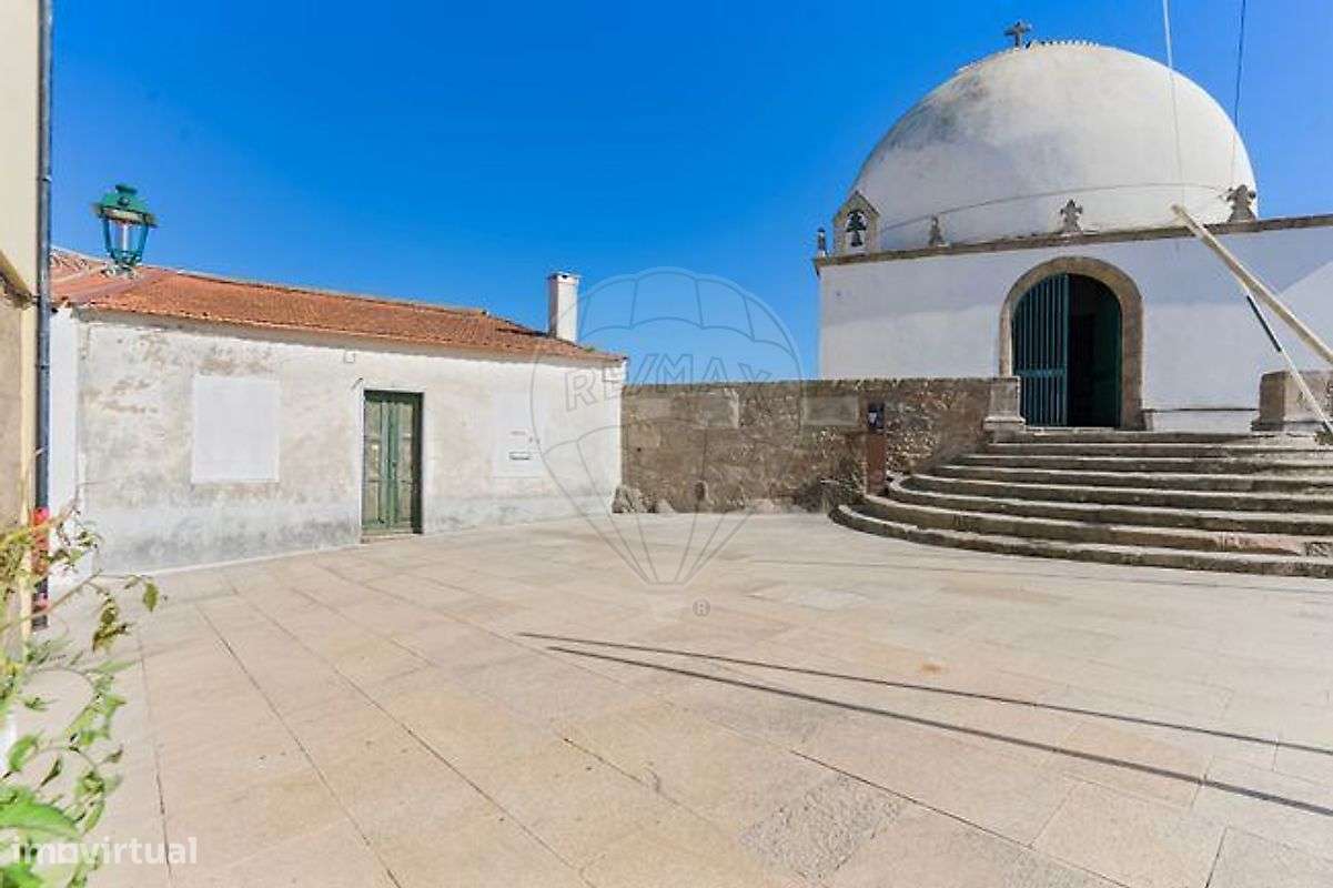 Moradia T4 para venda-6