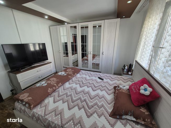Apartament spațios de 2 camere, decomandat zona Alfa Arad – comision 0-1