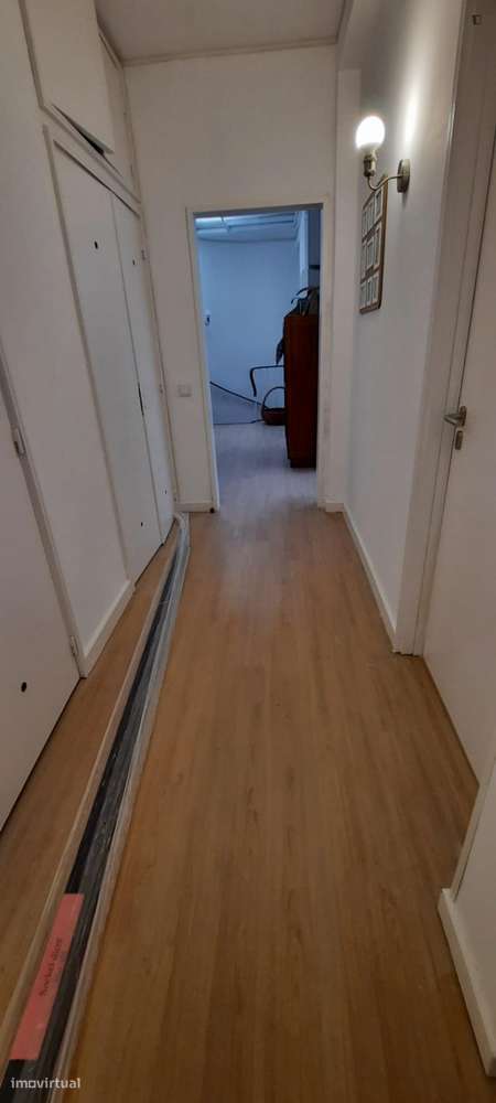 Quarto - localizado em Paranhos Porto - Grande imagem: 4/6