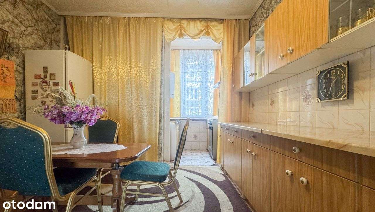 Klimatyczne mieszkanie na 2 piętrze odnowionej kam-1