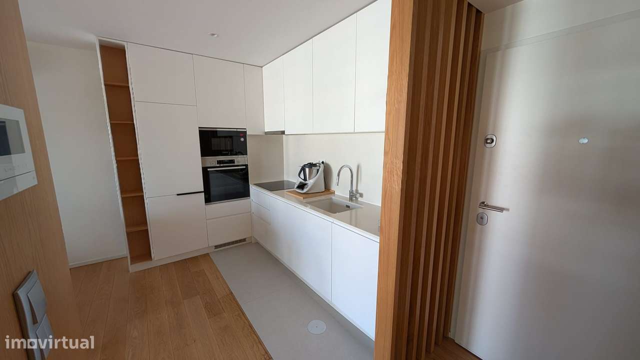 Apartamento T1 em Viana do Castelo para arrendar - Grande imagem: 2/14