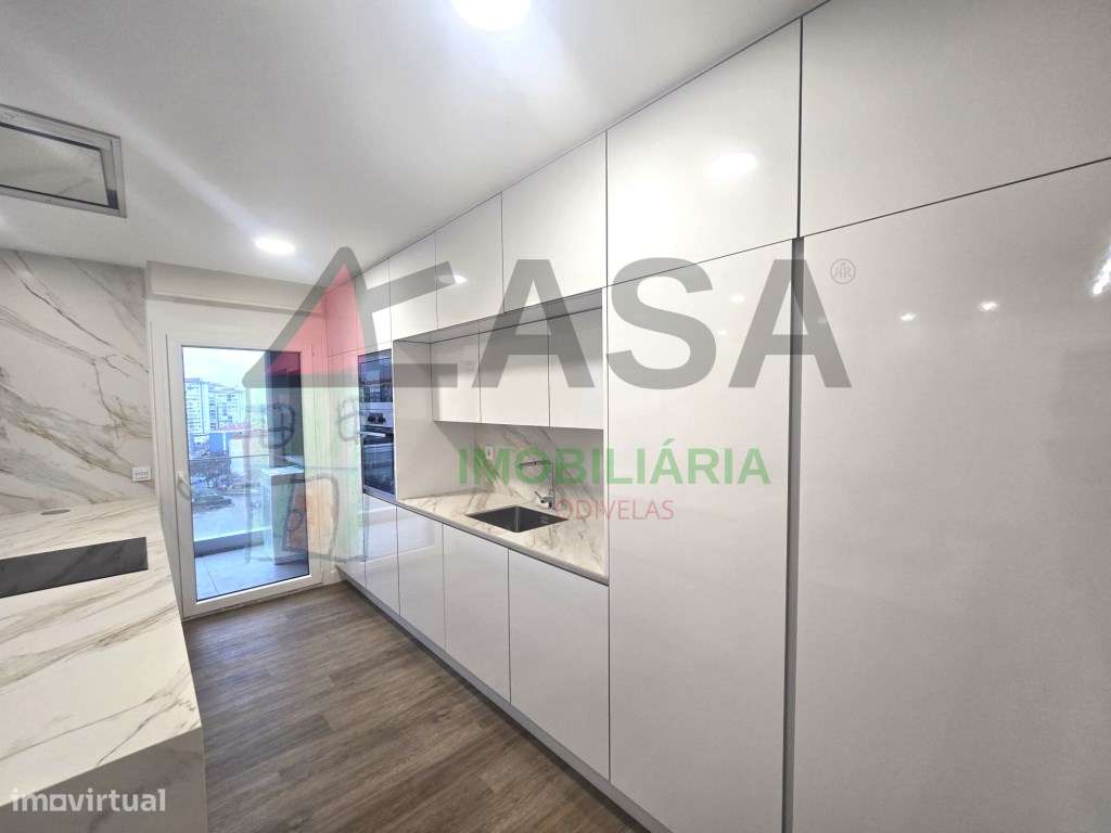 Empreendimento novo com piscina T2 e T3 disponíveis-6