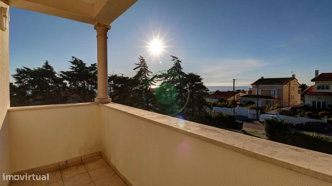 Moradia T4 com Piscina e Vista Mar-15