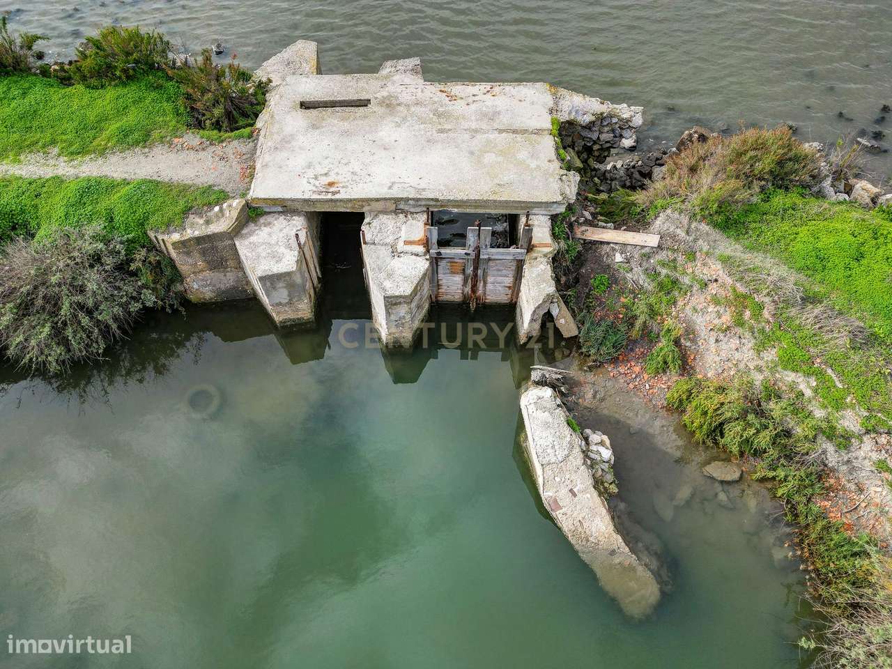 Marinha com 5 ha, destinada a piscicultura, em Sarilhos Grandes, Monti-12