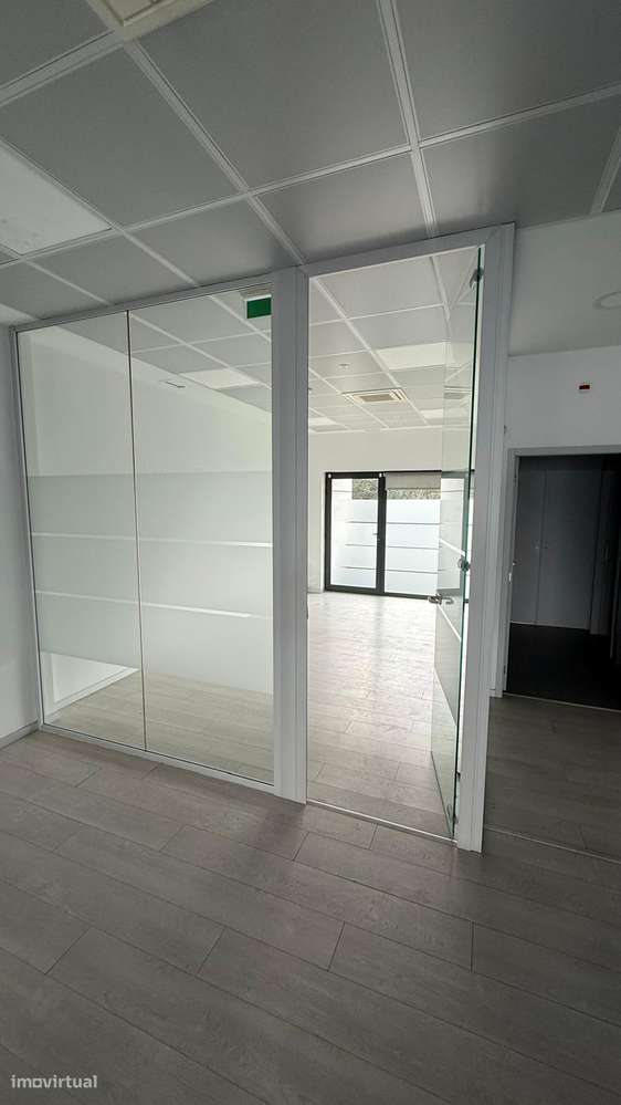 Loja Comercial em Santa Marinha - Vila Nova de Gaia - Grande imagem: 5/13