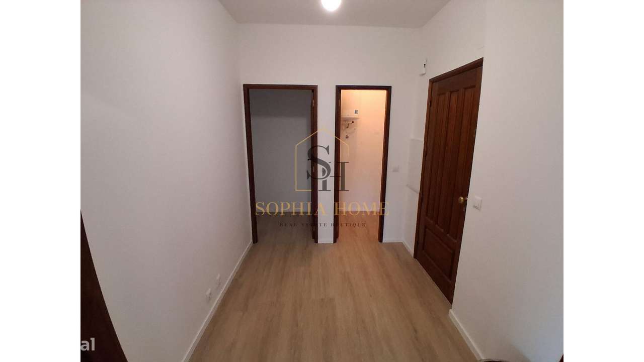 T2 Renovado em Baguim do Monte-26