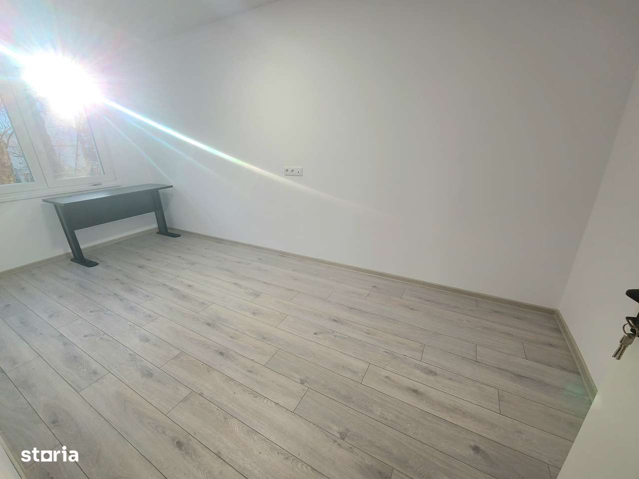 Vand 3 cam in Cornisa 2 bai [3 min UMFST]-4