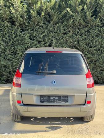 Renault Scenic - 7