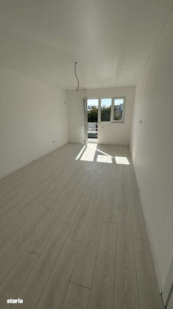 Anunț vânzare apartament 2 camere - bloc nou, 15 minute de metrou - Imagine principală: 1/13