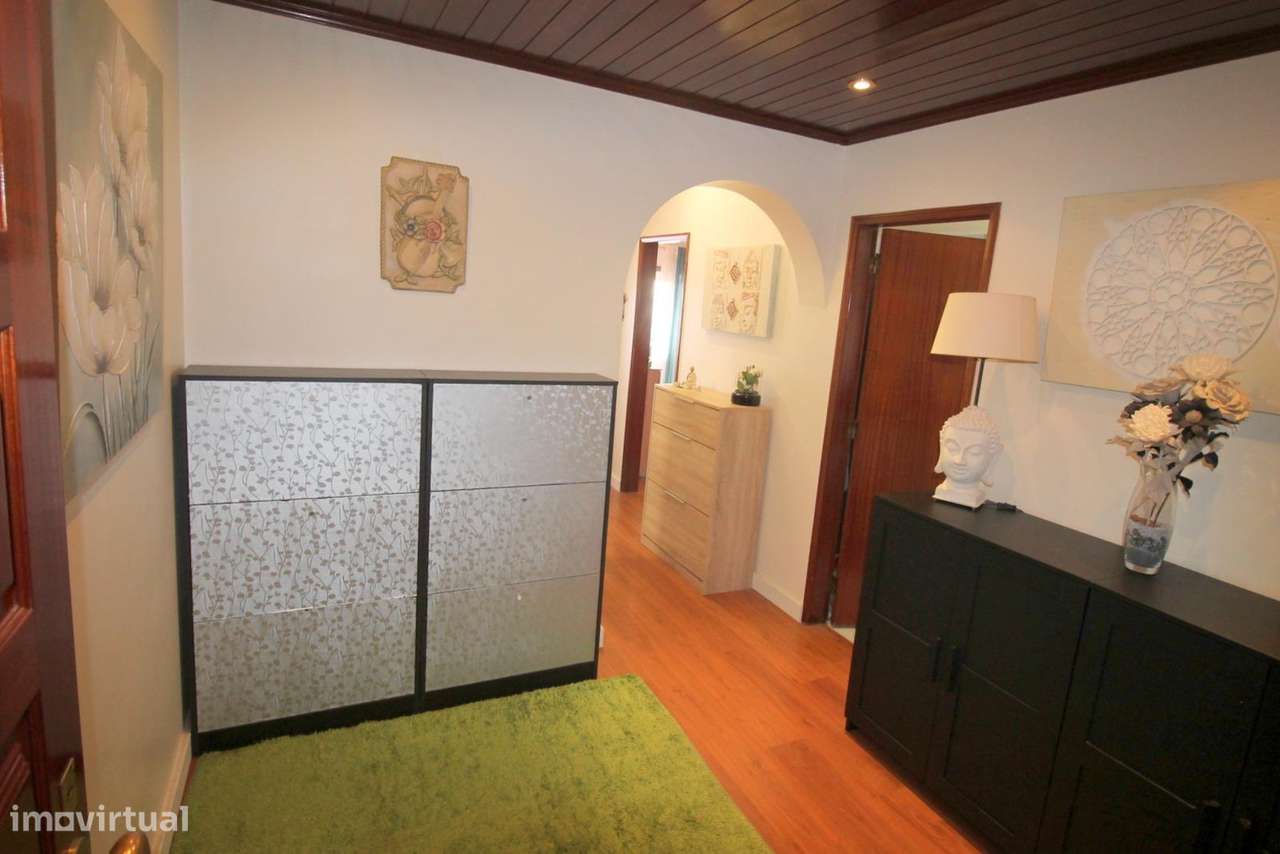 Apartamento T3 Vale Flores Mem Martins-21