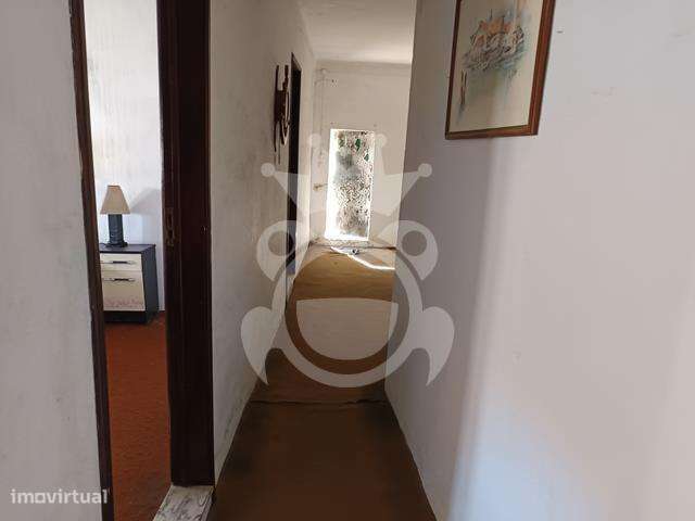 Moradia - centro de Reguengos-26