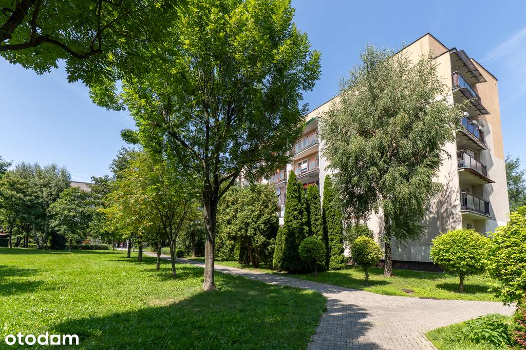 Przestronne 4-pokojowe mieszkanie z balkonem-17