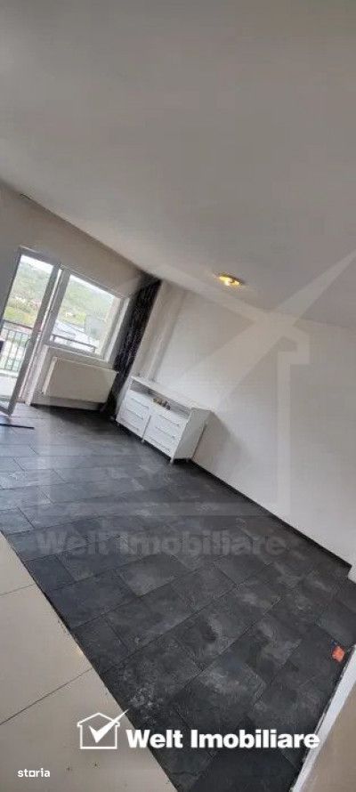 De vanzare apartament cu 3 camere