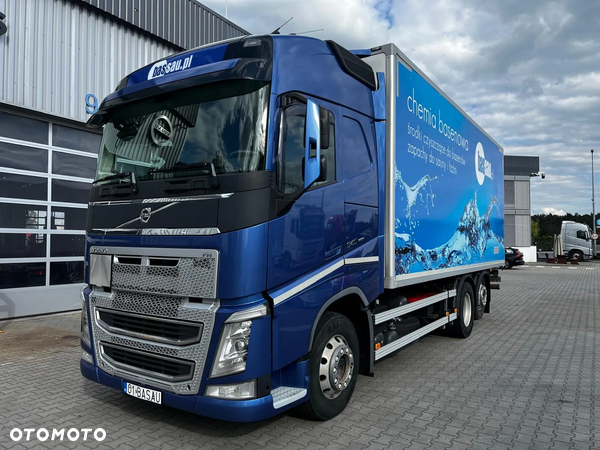 Volvo FH 6x2 - 9