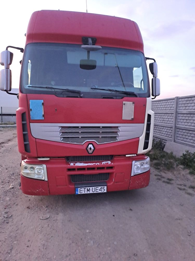 Renault Premium 2013