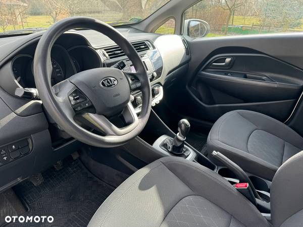 Kia Rio 1.1 crdi M - 15