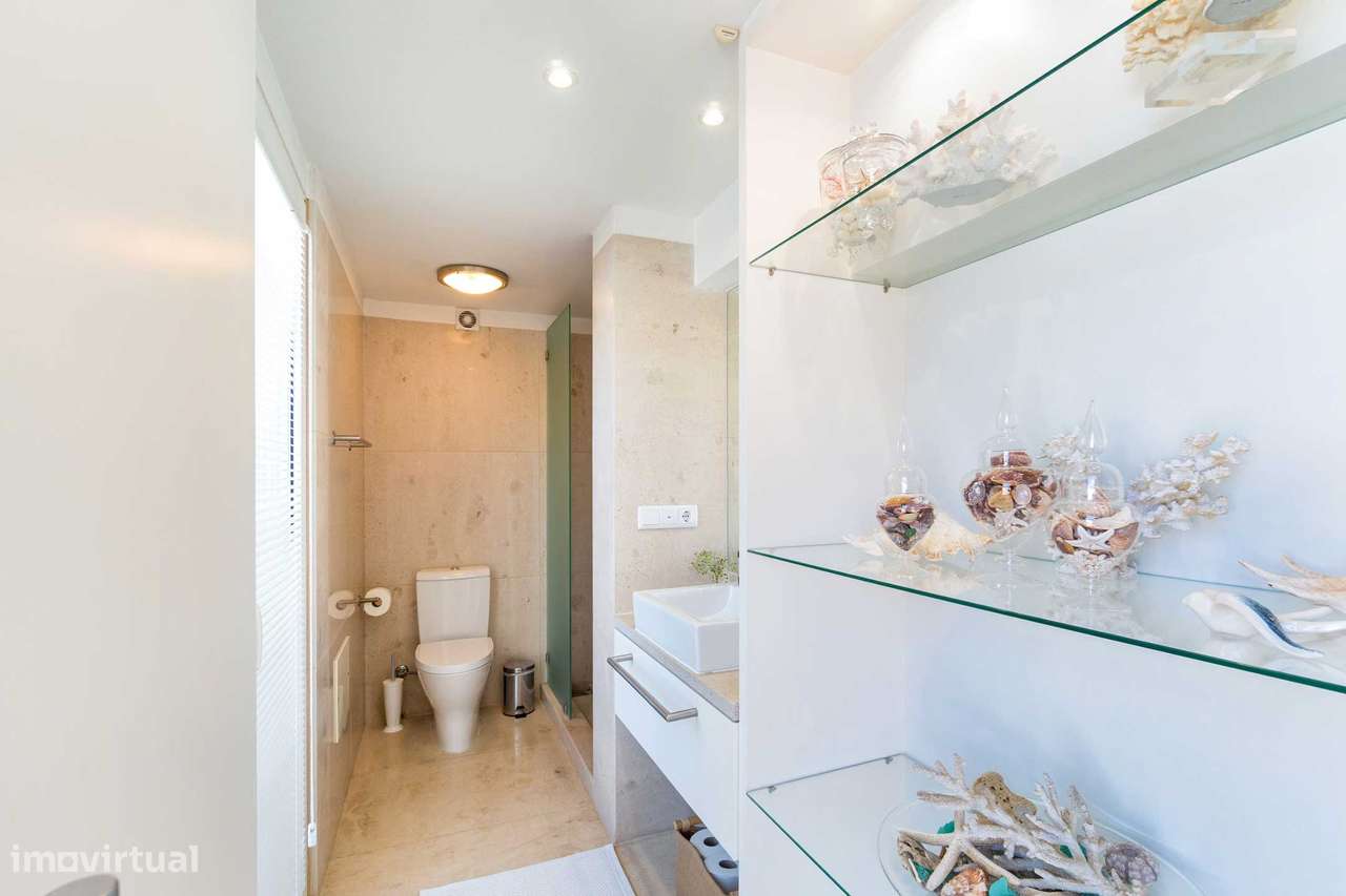 Casa elegante de 2 quartos com piscina, perto de Guia-33