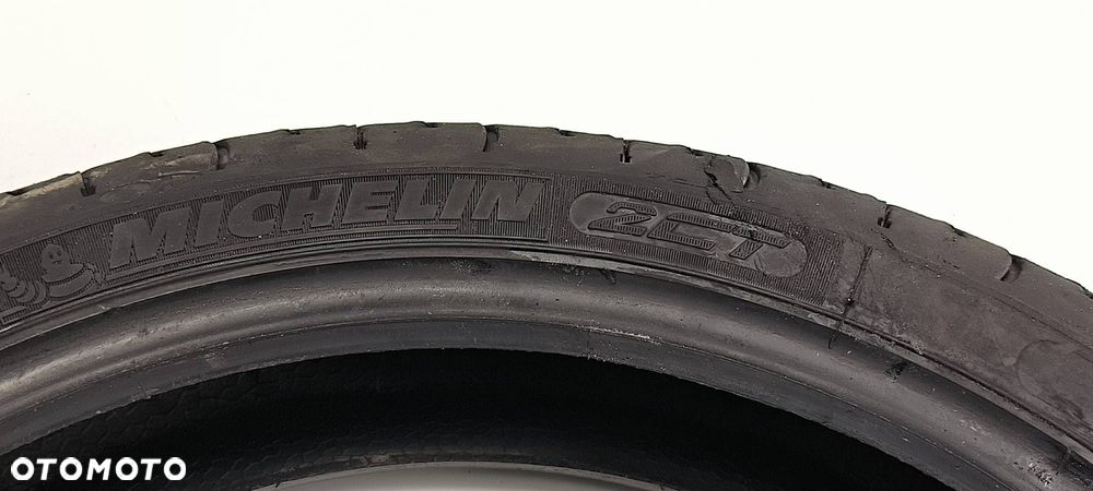 OPONA MOTOCYKLOWA TRIUMPH SPEED TRIPLE 1050 120/70 17 MICHELIN - 5