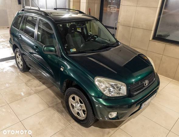 Toyota RAV4 - 7