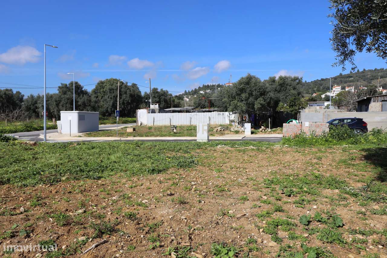 Lote de Terreno Urbano - Grande imagem: 4/6