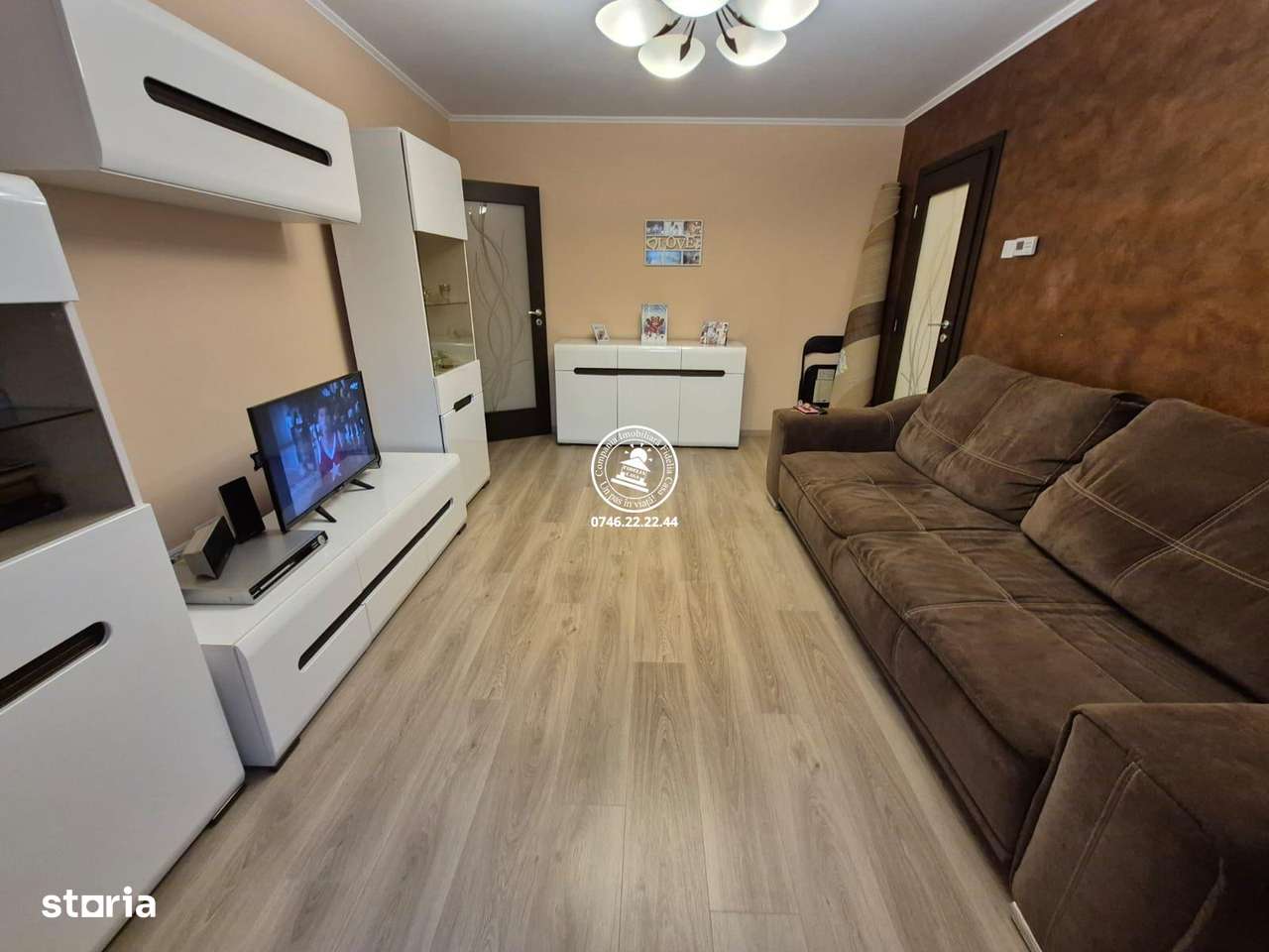 Apartament, 43 m²,  - Imagine principală: 2/8