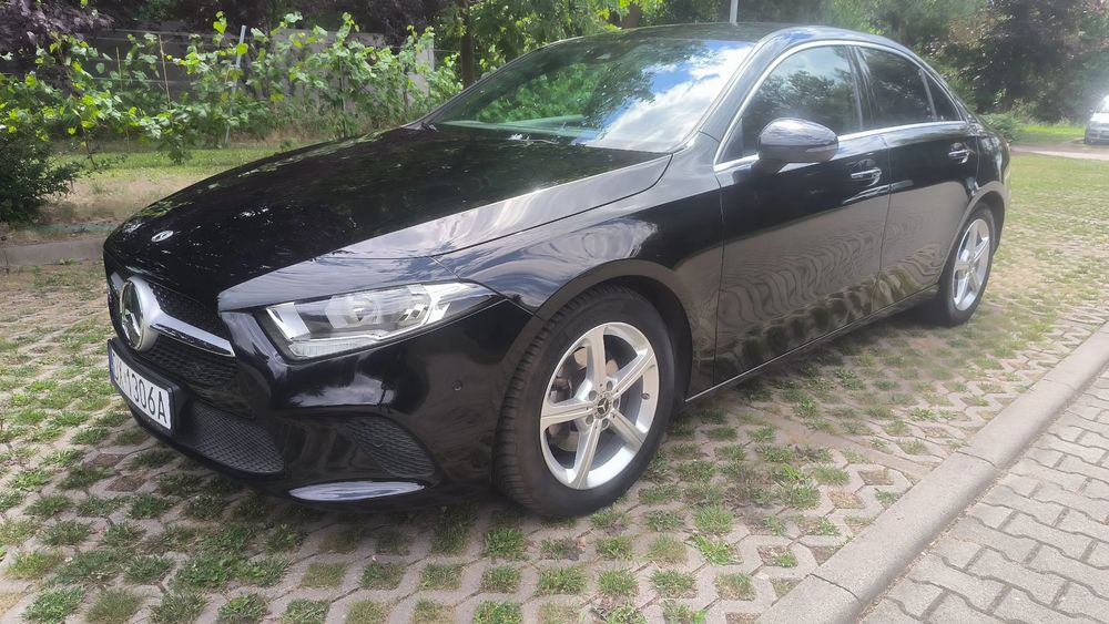 Mercedes-Benz A W177 (2018-) 180 d 8G-DCT Edition 2021 2021