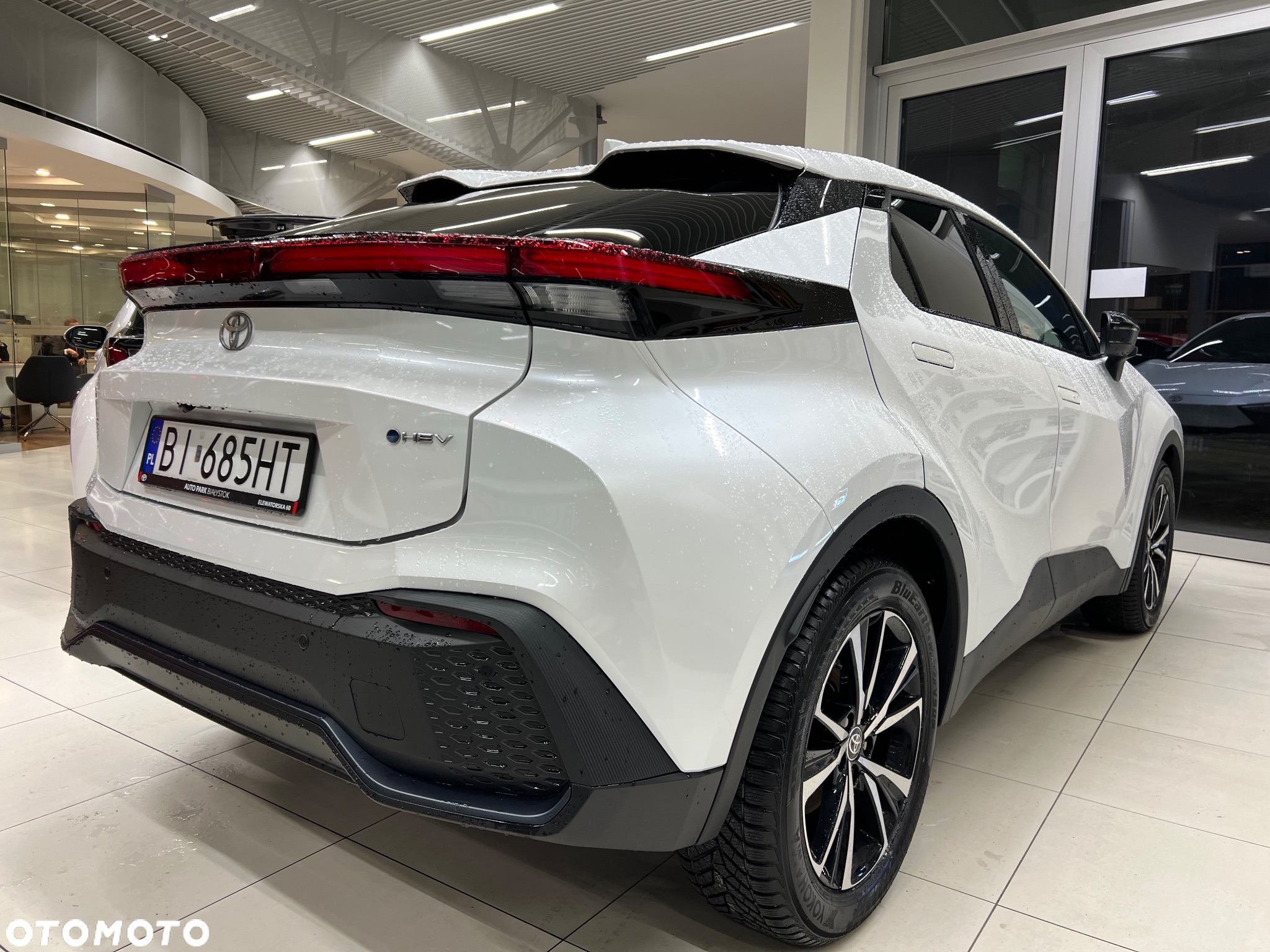 Toyota C-HR - 15